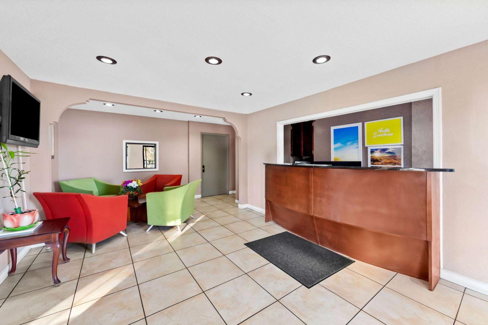 Days Inn By Wyndham Brownsville Dış mekan fotoğraf