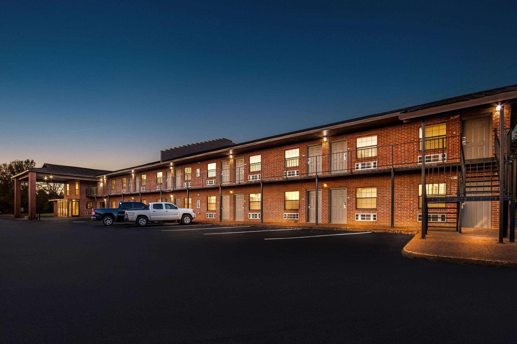 Days Inn By Wyndham Brownsville Dış mekan fotoğraf
